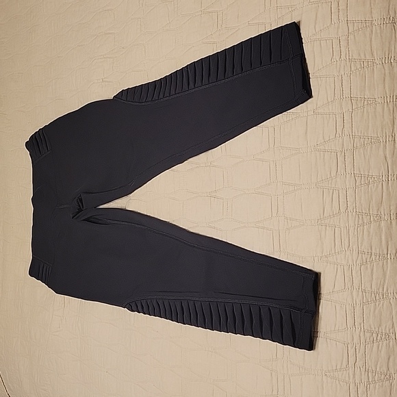 Victoria's Secret Pants - Victoria Sport Total Knockout Leggings